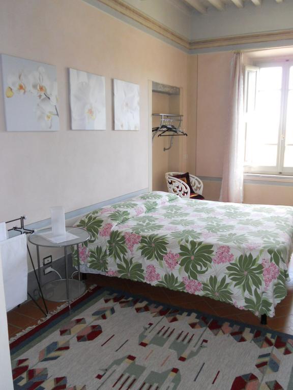 B&B Glicine E Luna Cascina Buitenkant foto