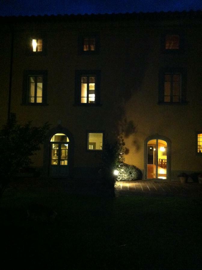 B&B Glicine E Luna Cascina Buitenkant foto