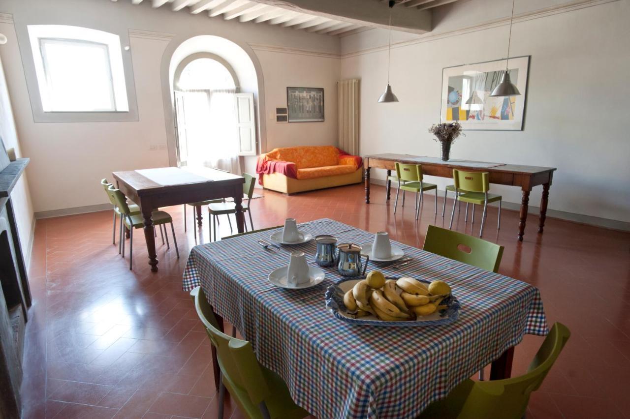 B&B Glicine E Luna Cascina Buitenkant foto